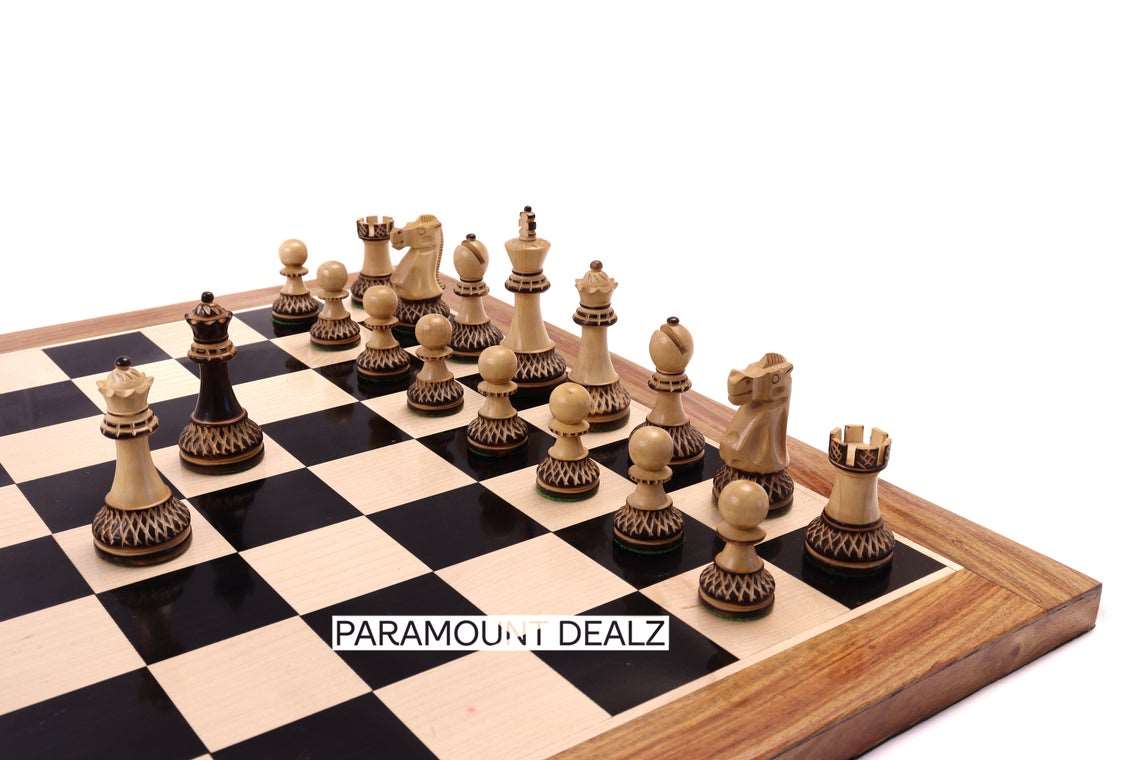 Parker Boxwood Burnt Chess Pieces