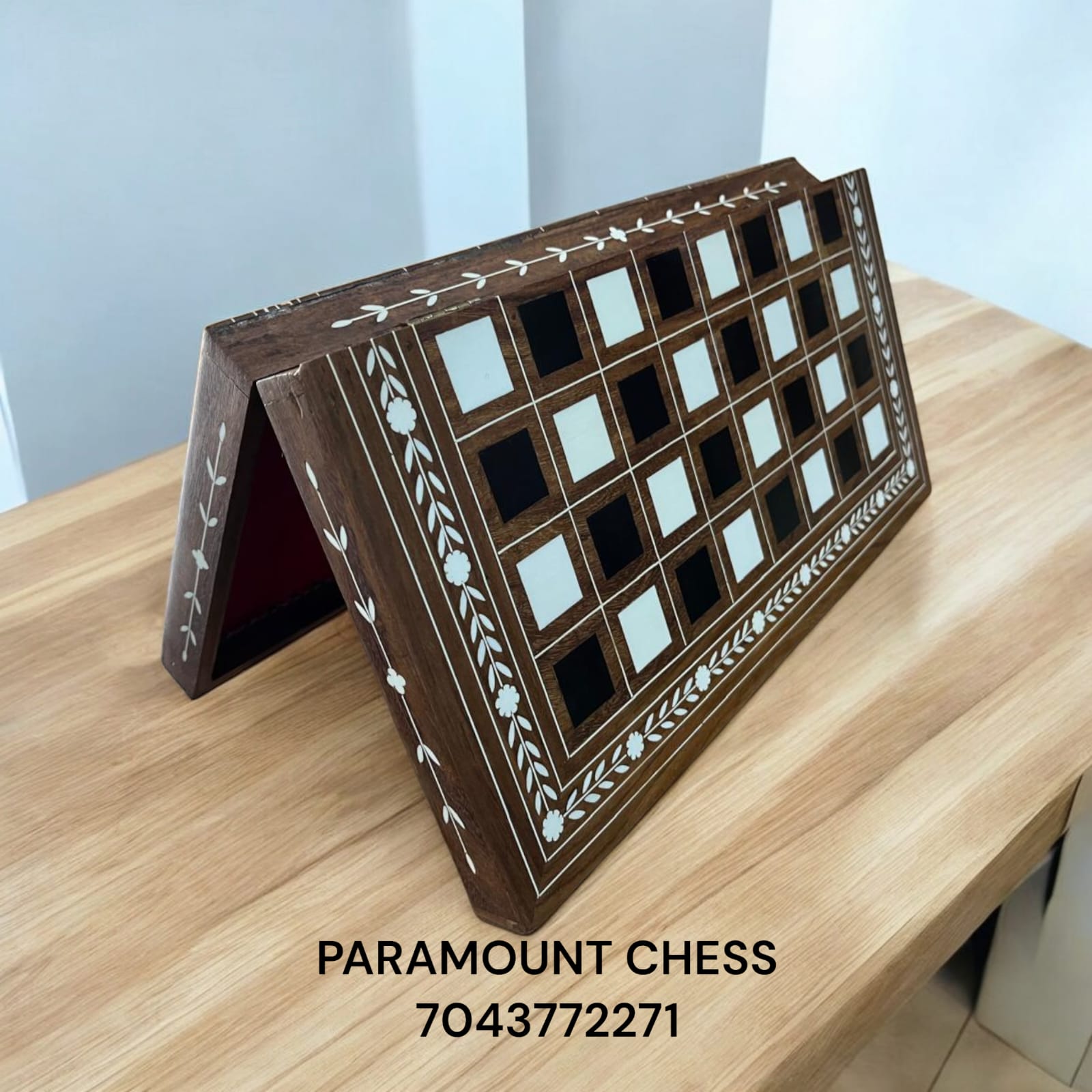 16 Inch Foldable Triple colour Inlay chess set with 3 Inch wooden chess pieces