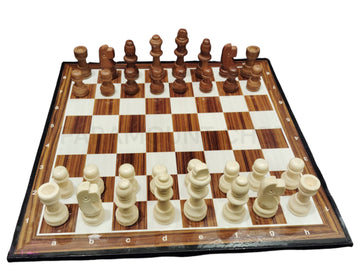 ✨ Discover Quality: Exquisite Wooden Laminated Chess Set with Elegant 3.5-Inch Pieces! ♟️