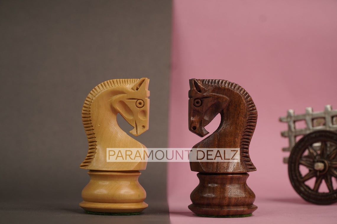 Paramount Dealz Russian Zagreb 59' Wooden Chess Pieces with Carry Pouch