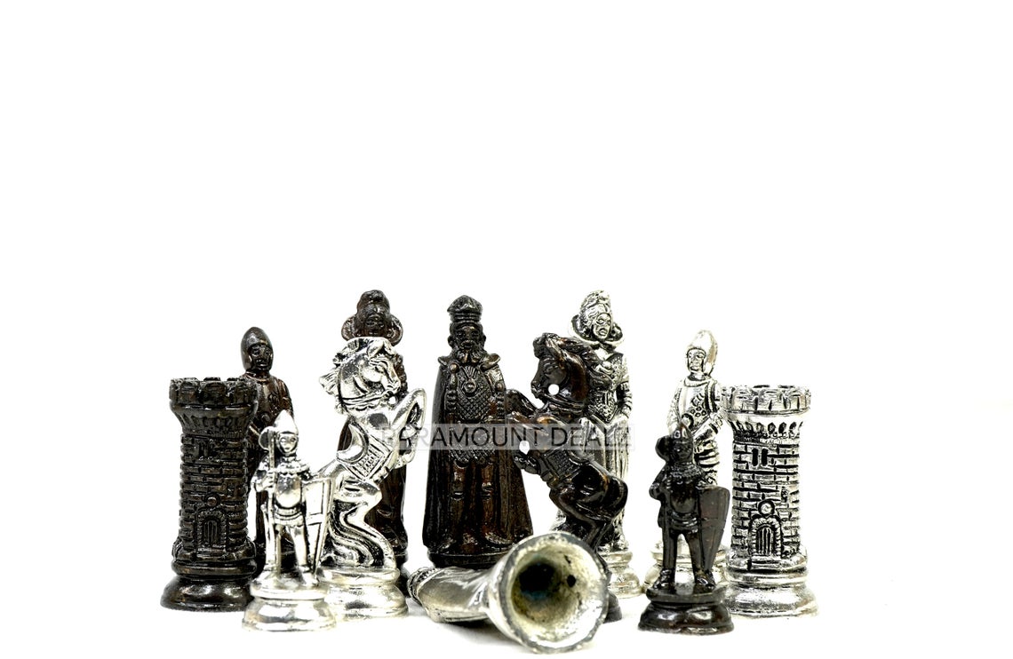 King Size Chess Pieces