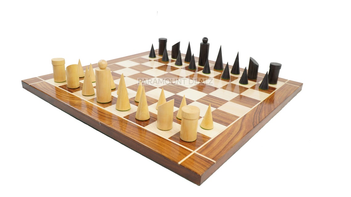 King Size Wooden Chess Pieces Set